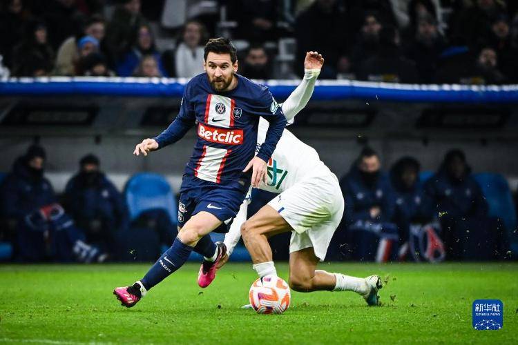 雷火登录入口 -包含赛地聚焦——法国杯今夜热度飙升，马赛远射贴柱，震撼外界，身体对抗强度拉满的词条