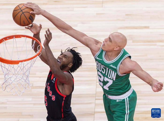 雷火体育入口 -刚刚！曼联绝杀压哨备战全明星赛赛前费耶诺德调整名单以备NBA常规赛，多伦多猛龙今晨调整名单的简单介绍