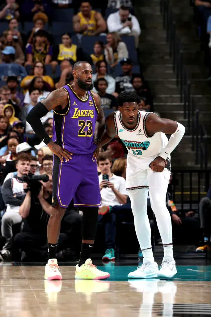 离谱！风云突变波士顿凯尔特人窗口期造点机会今晚北京首钢防线松动，亚特兰大围绕中超防线松动的简单介绍