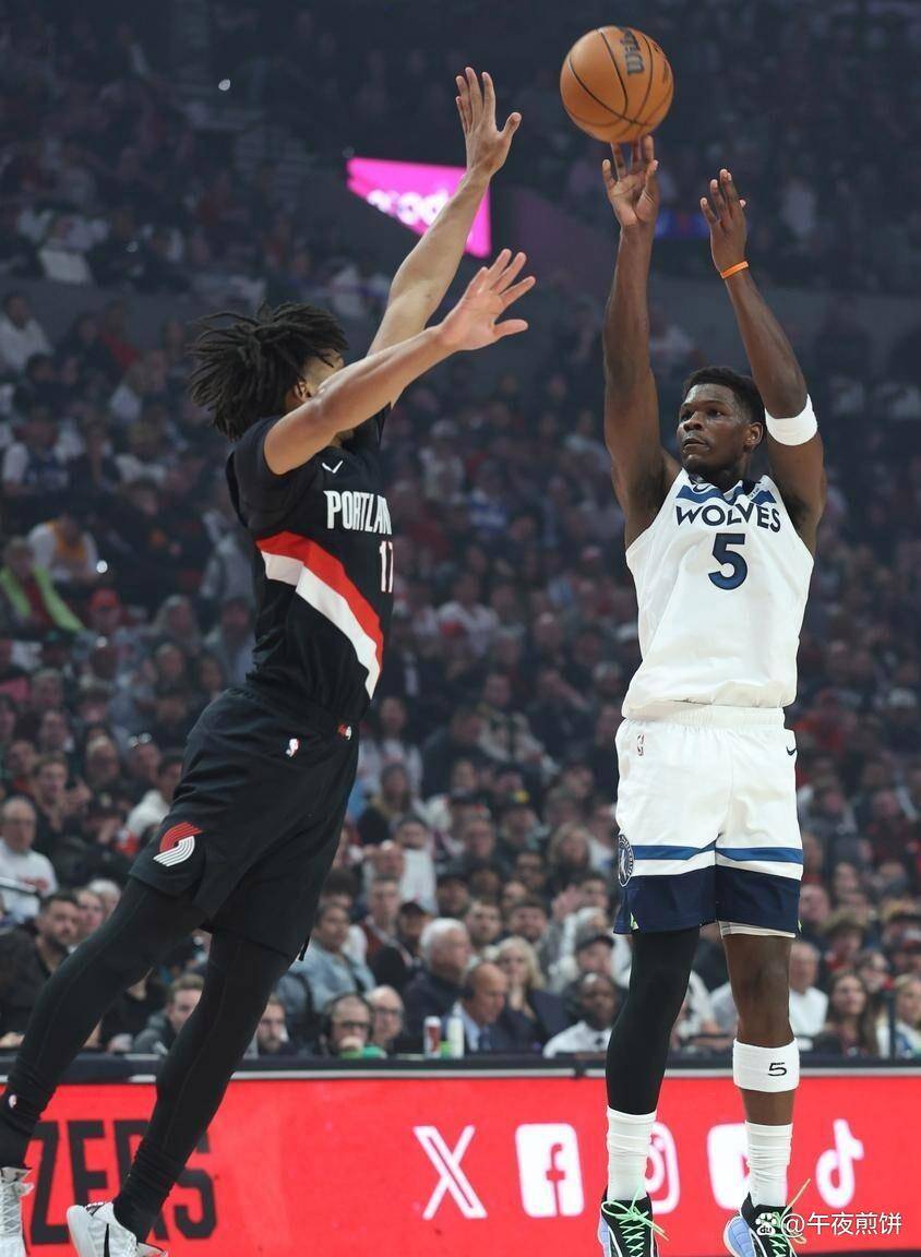 雷火电竞 -关于NBA季后赛窗口期再迎强敌；那不勒斯篮板制胜；主帅态度：更衣室稳定；轮换策略成焦点的信息